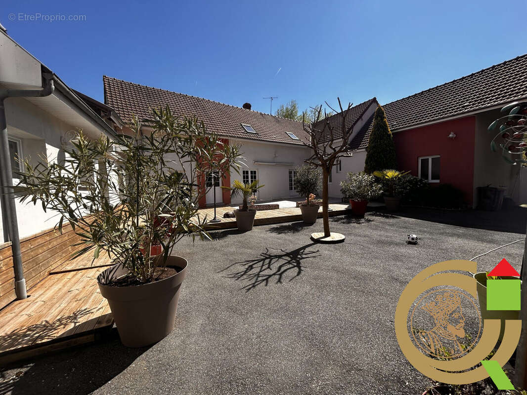Maison à LINZEUX