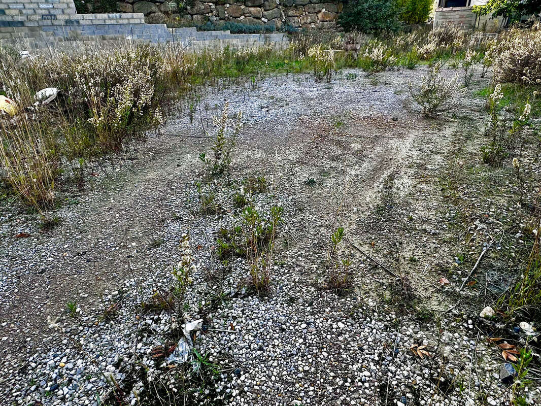 Terrain à GIGEAN