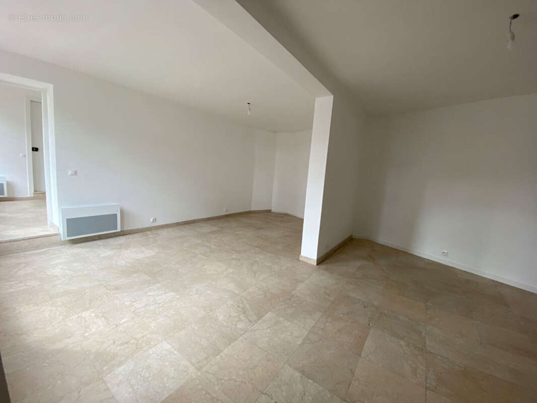 Commerce à FONTENAY-AUX-ROSES