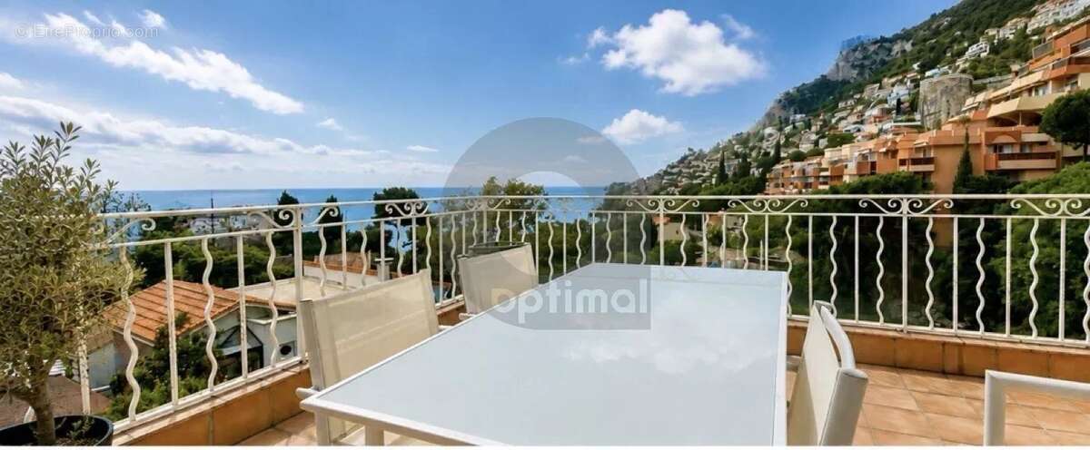 Appartement à ROQUEBRUNE-CAP-MARTIN