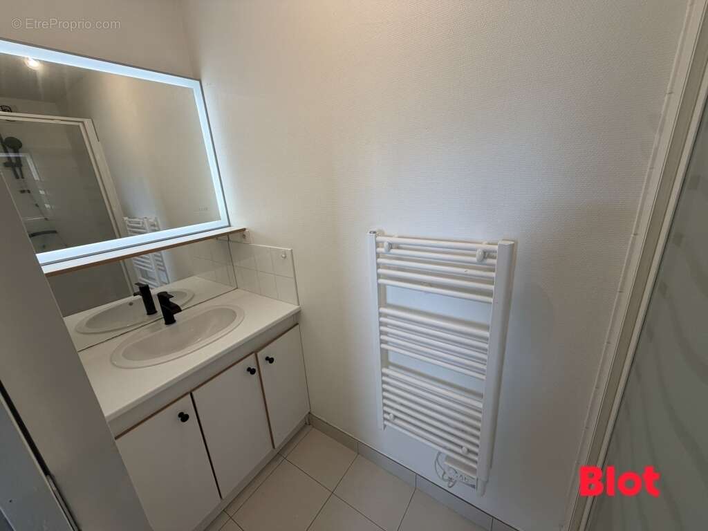Appartement à PLESSIX-BALISSON