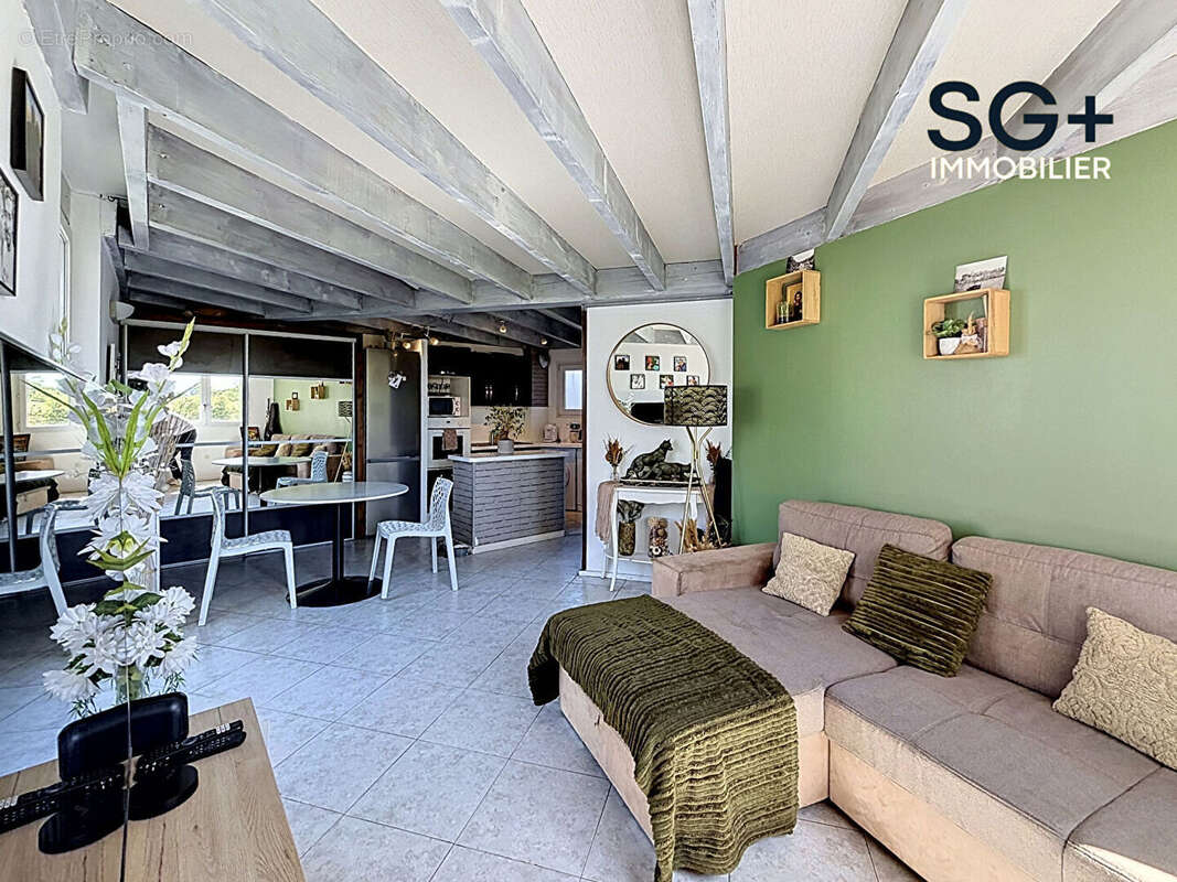 Appartement à MARSEILLE-12E