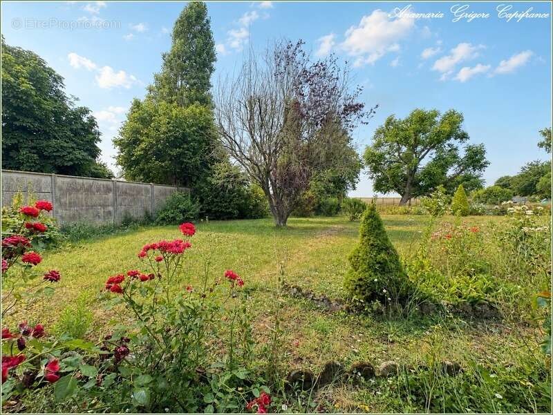Mittainvilliers Verigny - Longère 90 m², 3 chambres, dépendance, combles aménageables, terrain 1388 m² - photo 10