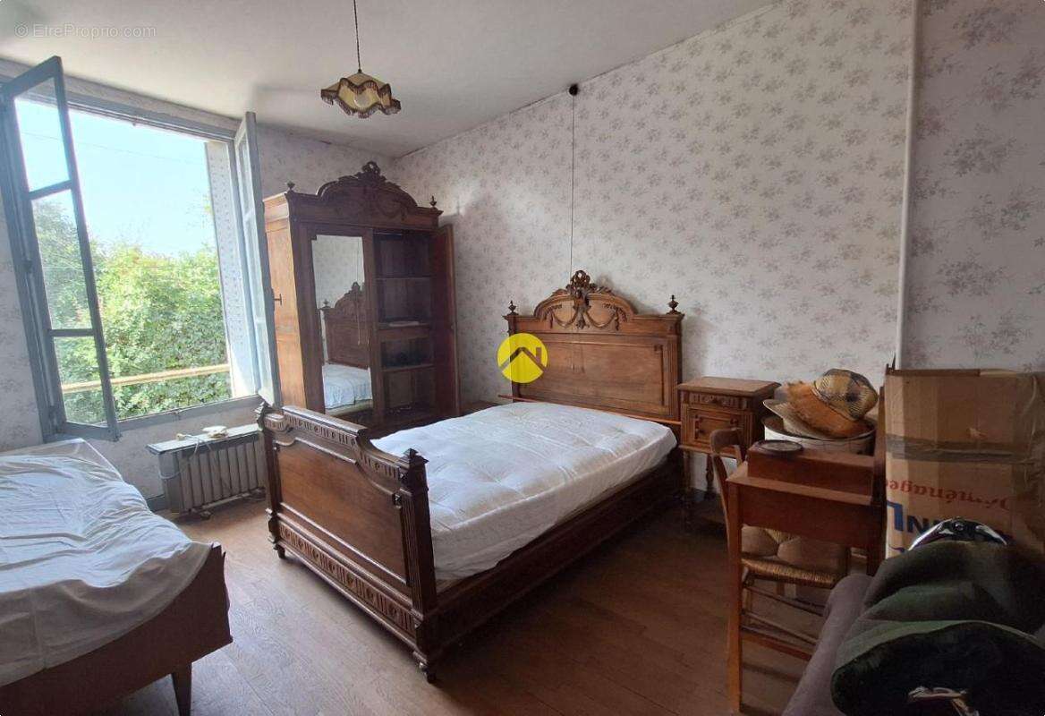 Maison a renover en campagne - photo 8