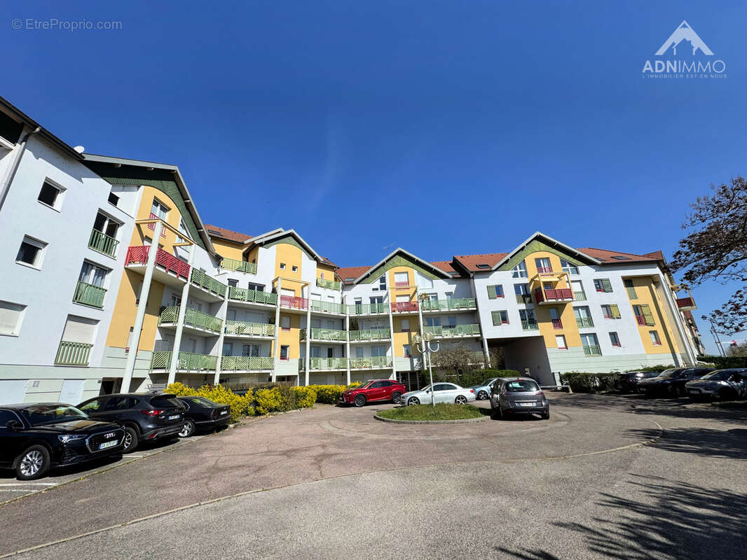 Appartement à THOIRY