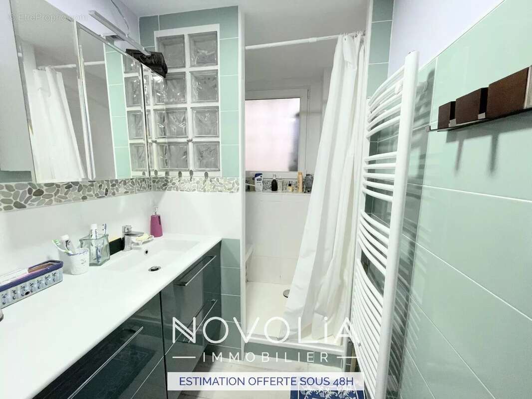 Appartement à VENISSIEUX