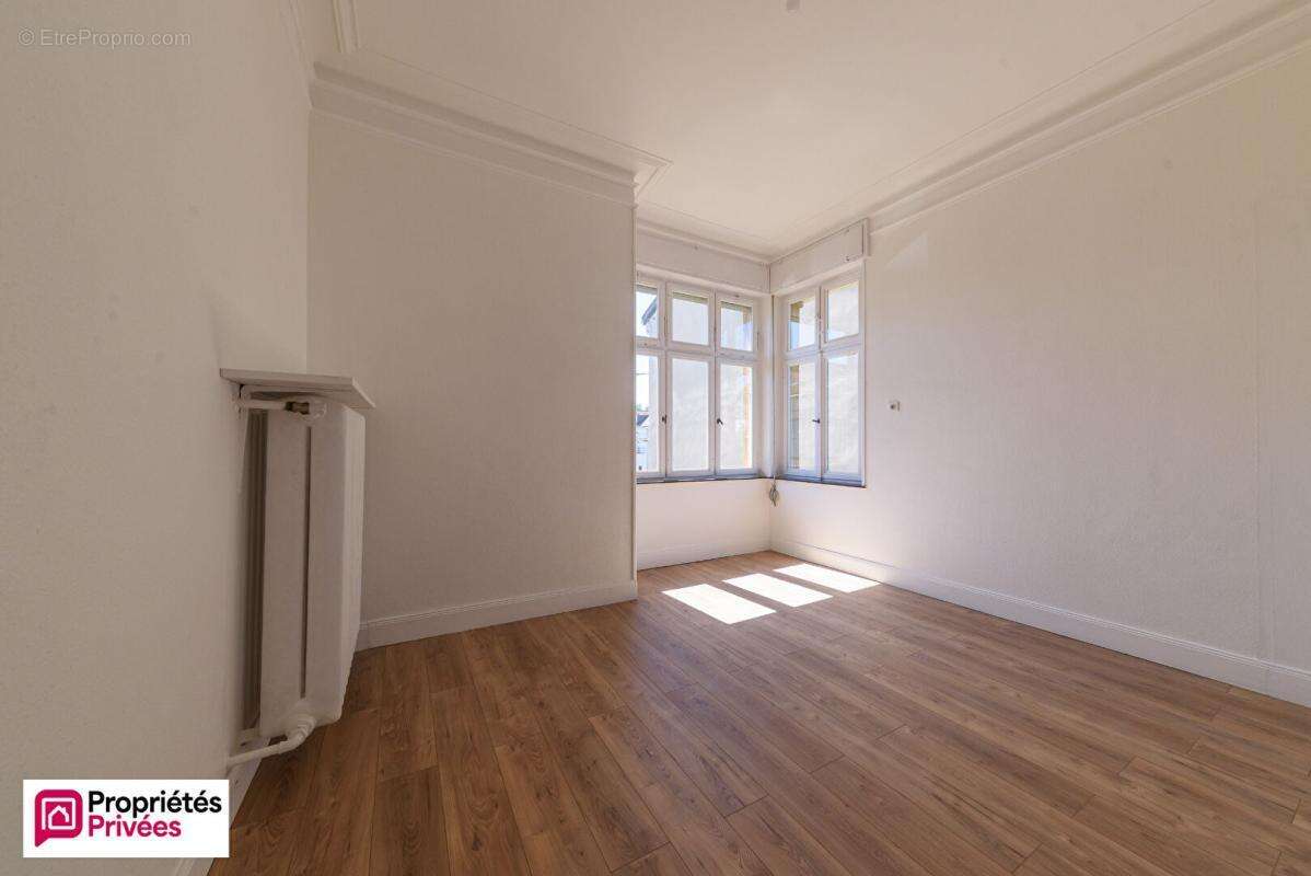 Maison Le Ban-Saint-Martin 11 pièces 288 m2 - photo 12