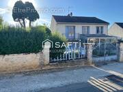 Photo 1 - Maison à LESCHEROLLES