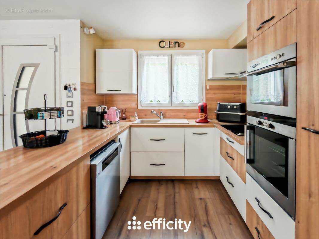 Maison à EMERAINVILLE