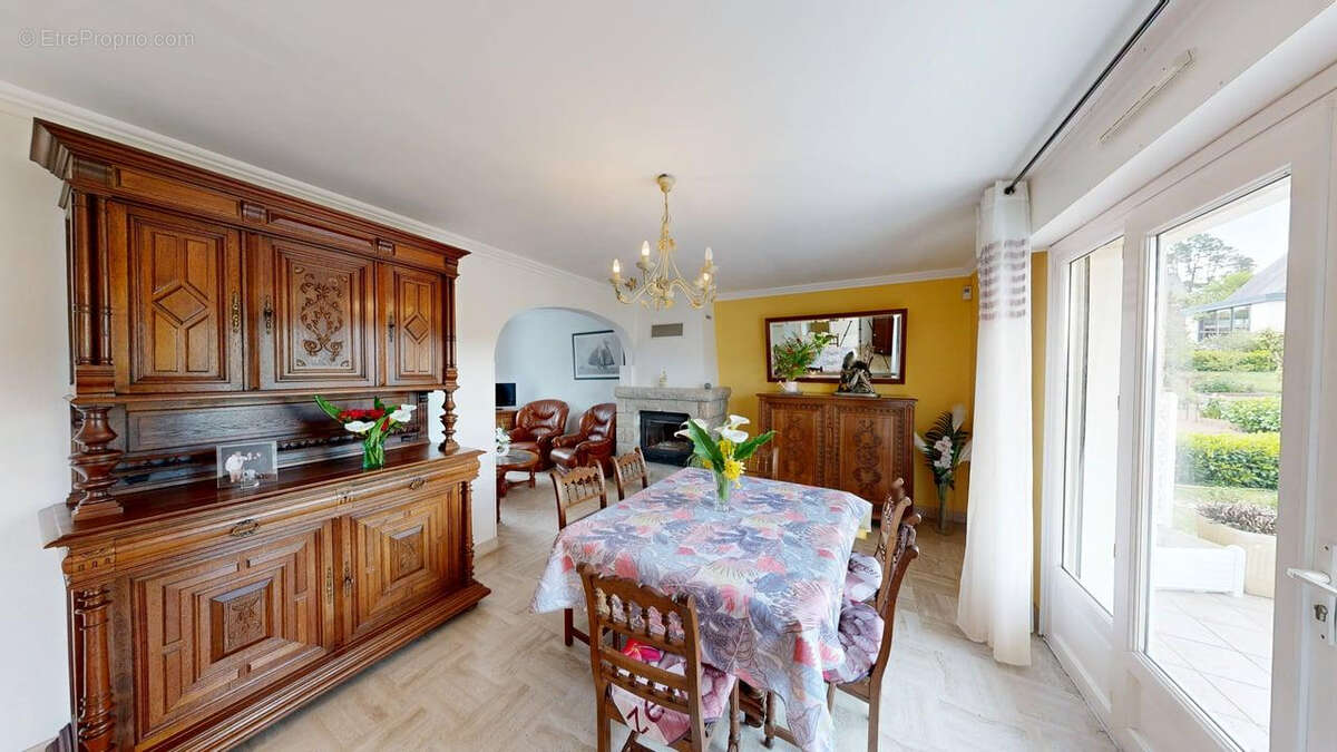 Maison à SAINT-THURIAU