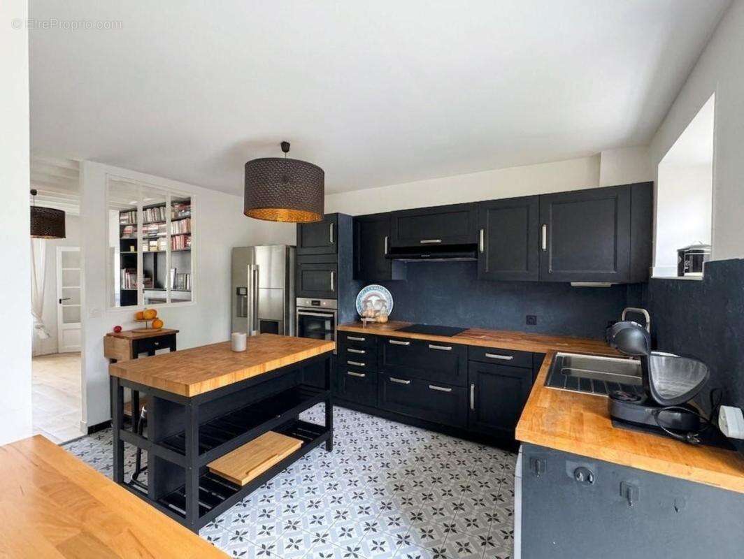 Maison à MACHAULT