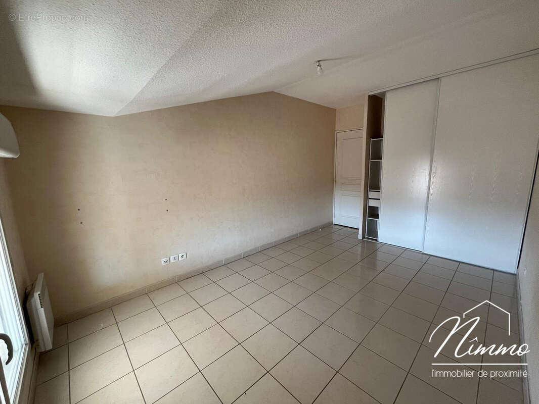 Appartement à NIMES