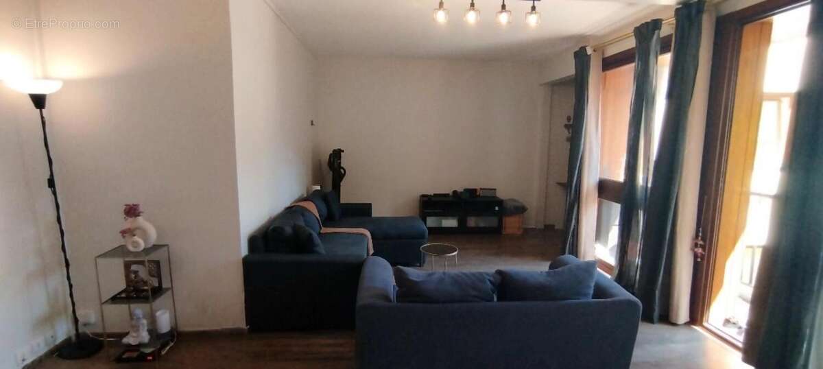 Photo 3 - Appartement à LA CELLE-SAINT-CLOUD