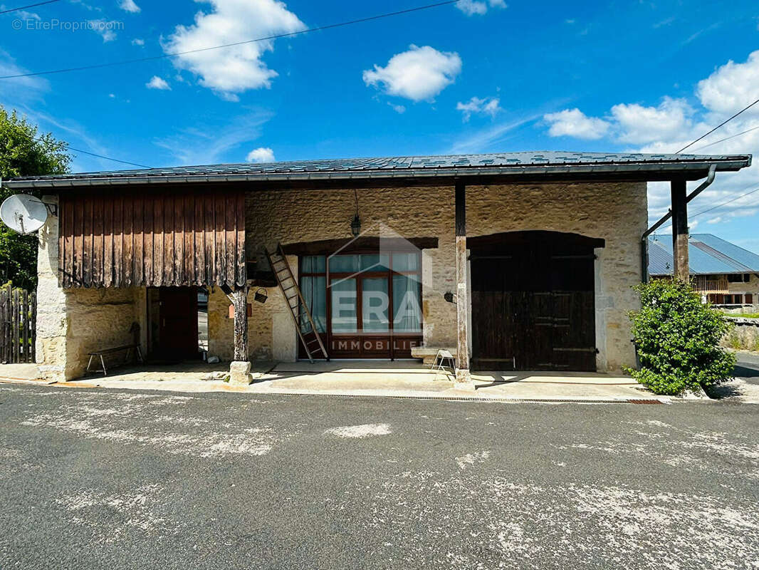 Maison à CHAMPDOR
