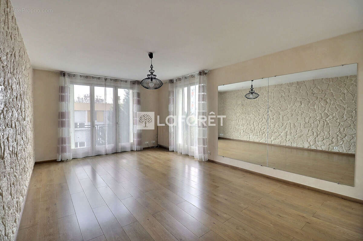 Appartement à VILLEJUIF