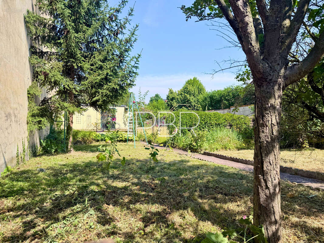 Maison T6 avec garage - photo 17