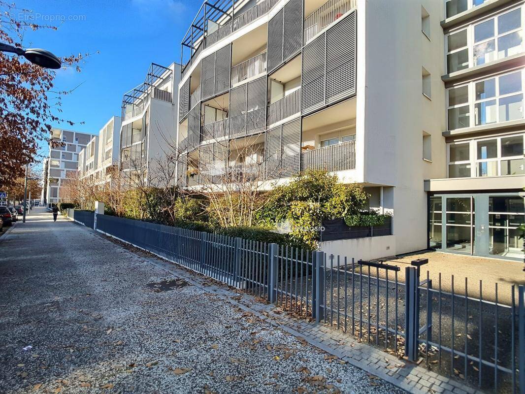 Appartement à LYON-9E