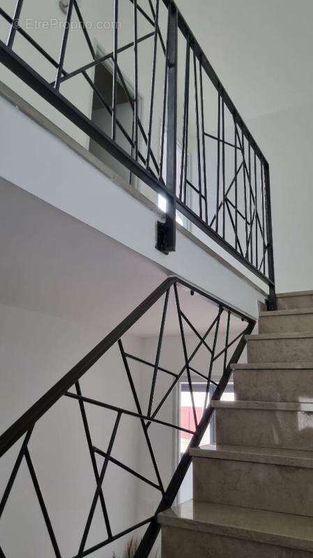 Maison à CUGES-LES-PINS