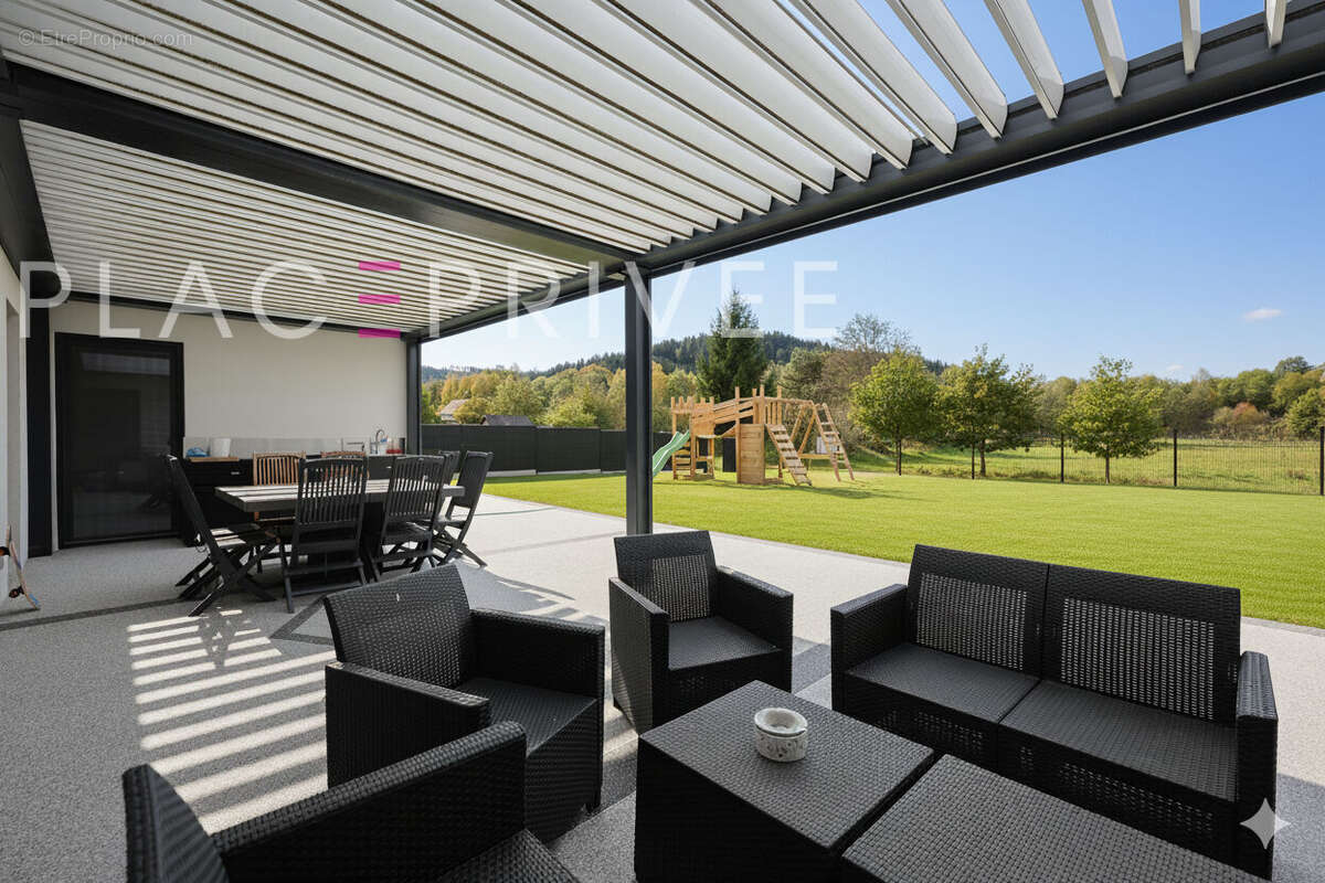 Maison à SAINT-LEONARD