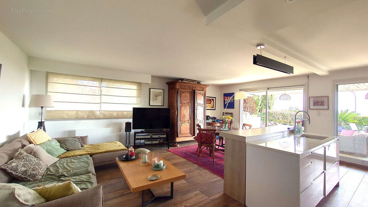 Appartement à CAGNES-SUR-MER