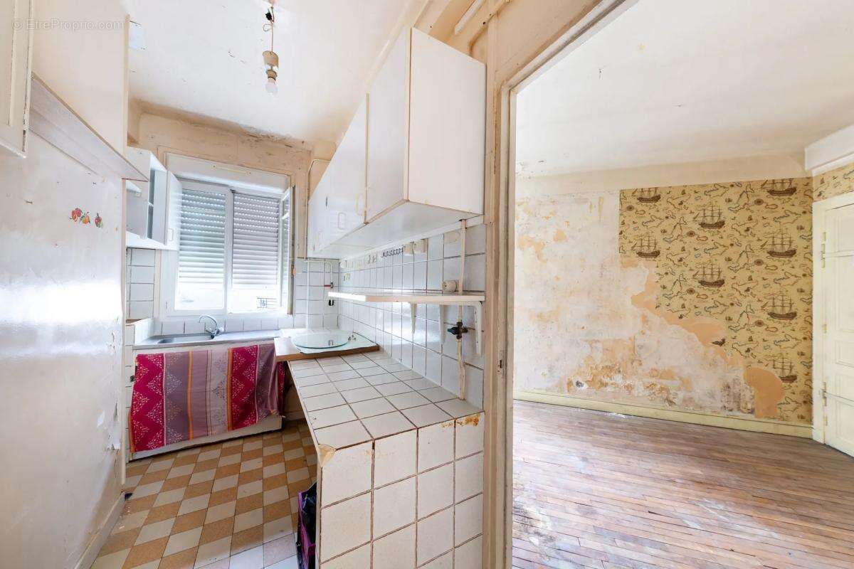 Appartement à PARIS-15E