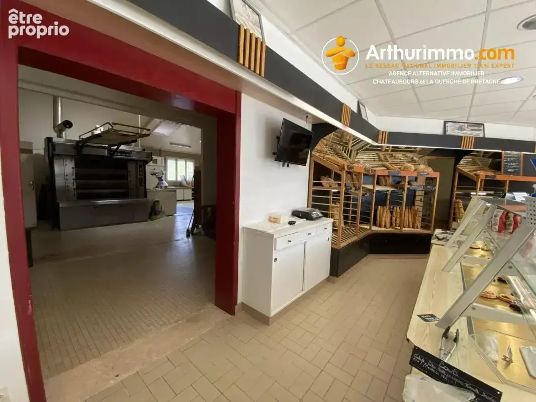 Appartement à ETRELLES