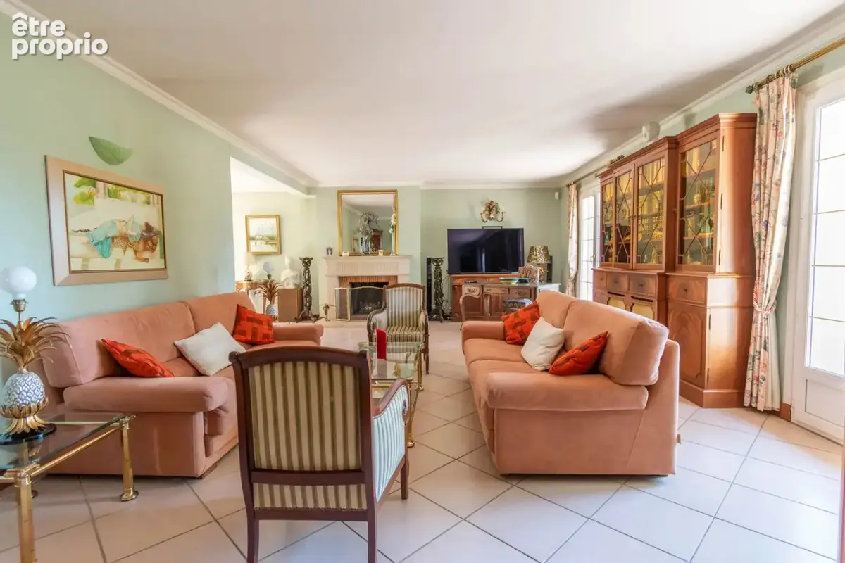 Maison 9 pièces 236 m² à vendre à Saint-Brice-Sous-Foret (95350) - photo 5