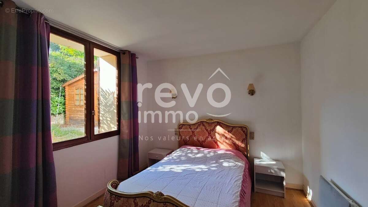 Deux logements en un : un potentiel incroyable ! - photo 9