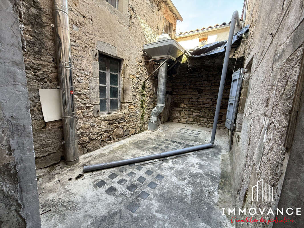 Appartement à NANT