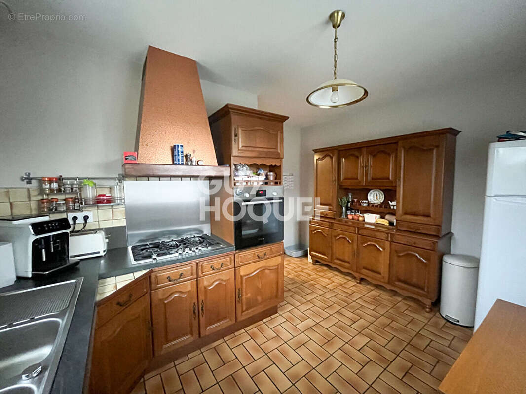 Maison à CONDE-SUR-NOIREAU