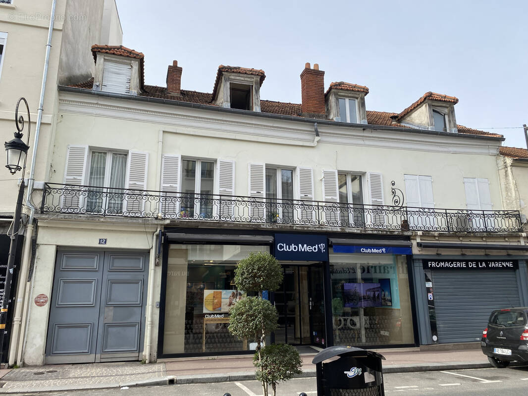 Appartement à SAINT-MAUR-DES-FOSSES