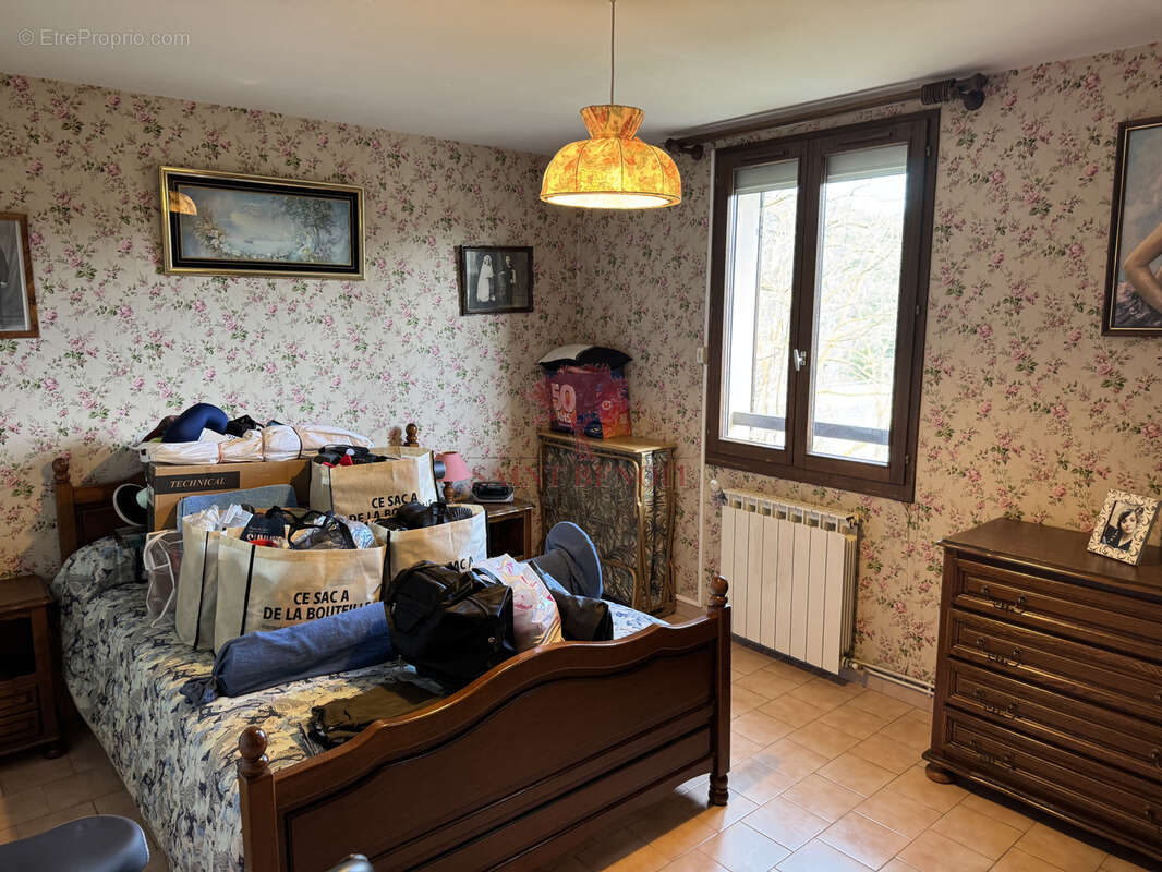 Maison à PUECHABON