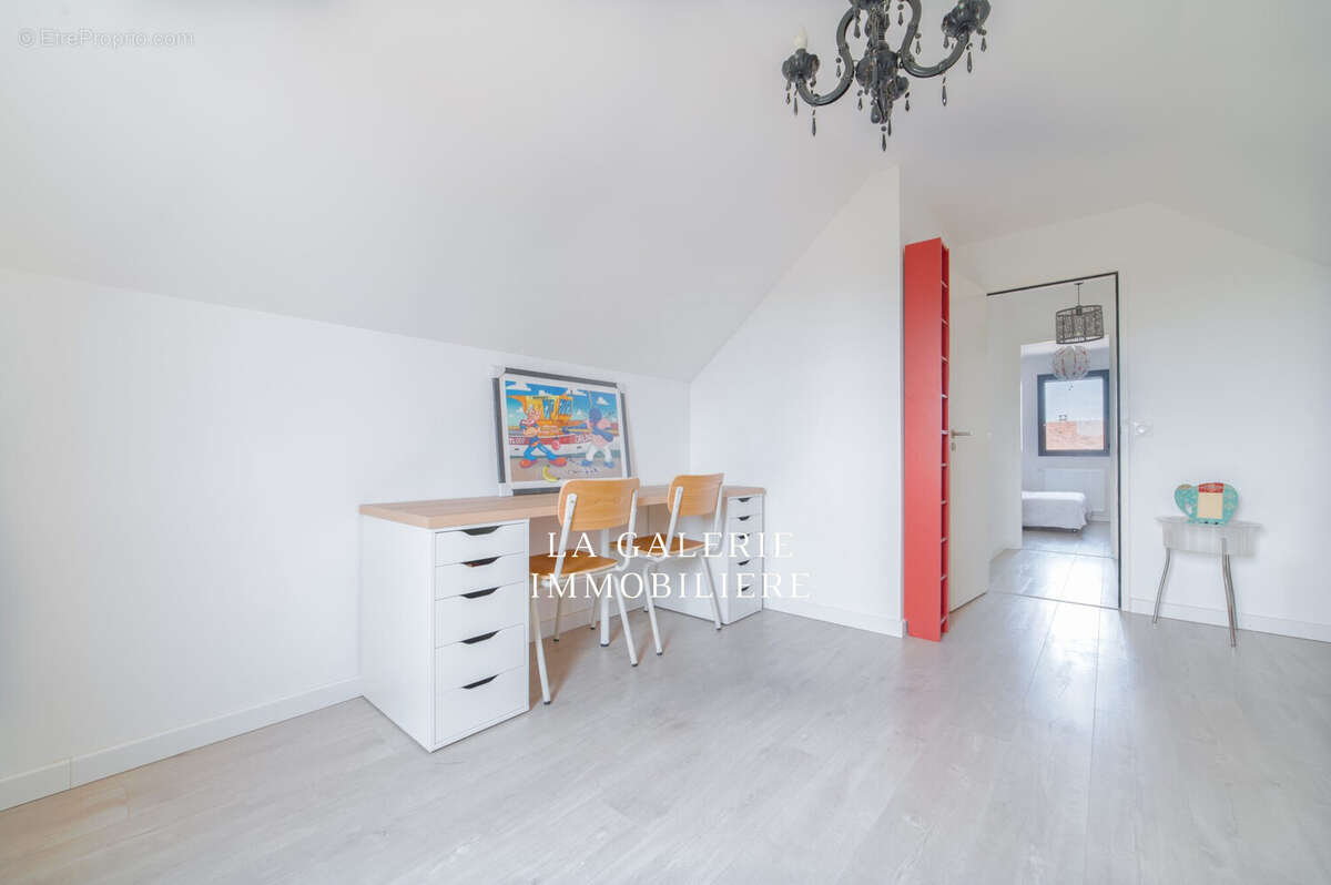 Maison à CARRIERES-SUR-SEINE