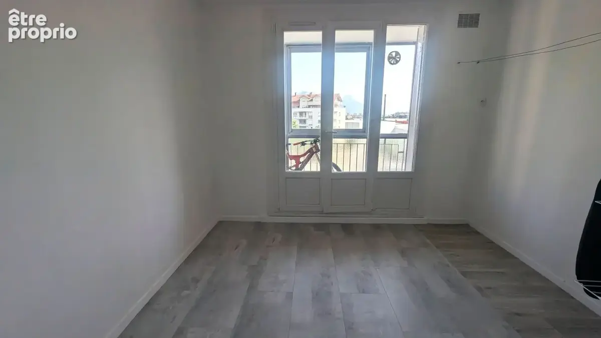 Appartement 4 pièces 75 m² à vendre à Le Pont-De-Claix (38800) - photo 7
