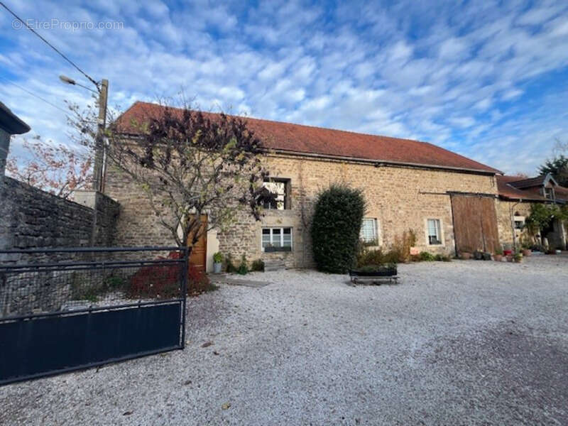 Maison à SEMUR-EN-AUXOIS