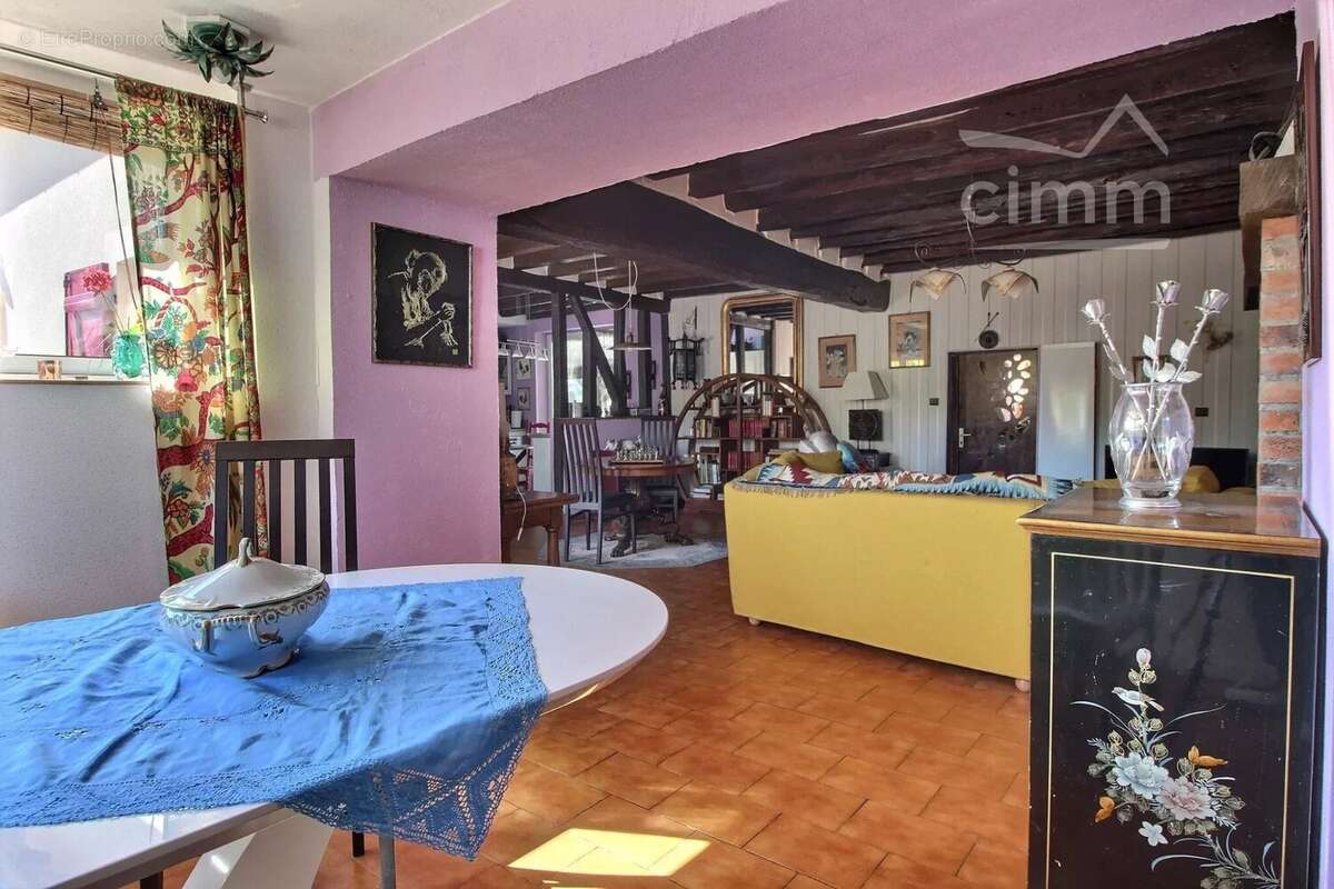 Maison à VIGNOUX-SUR-BARANGEON