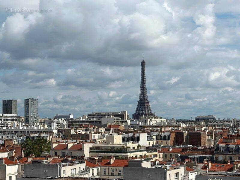 Appartement à PARIS-15E