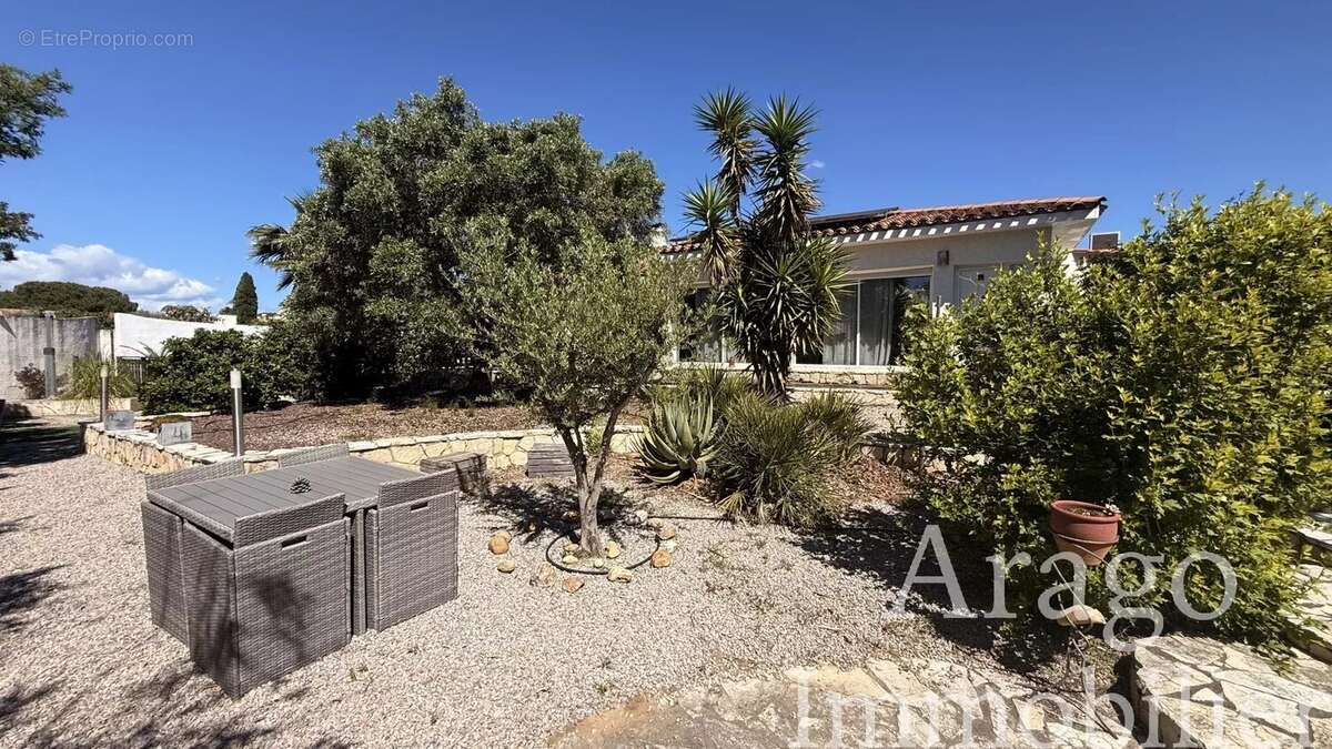 Maison à SAINT-FELIU-D'AVALL