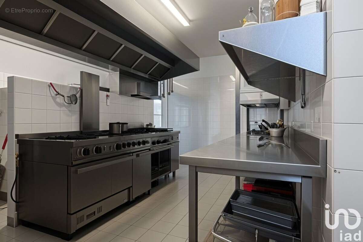 Photo 8 - Commerce à VAIRE