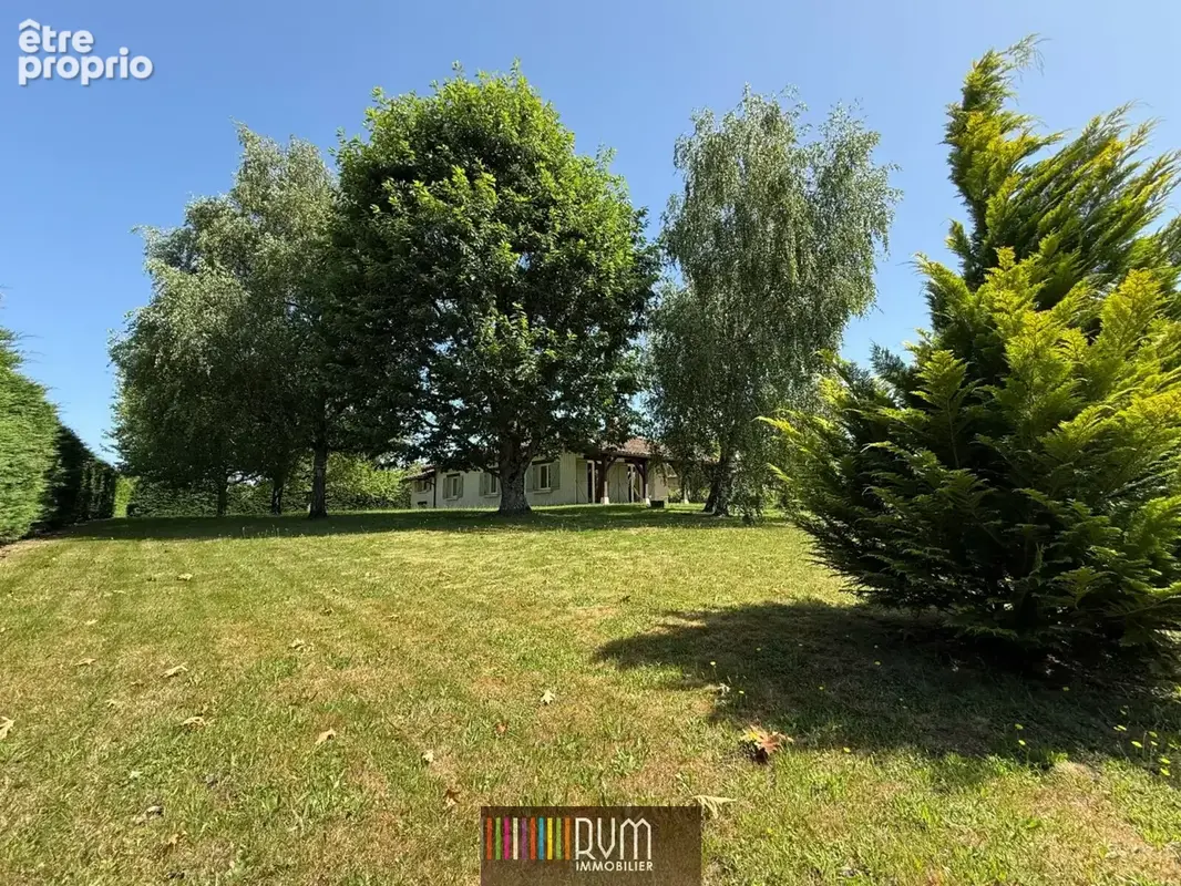 Maison 5 pièces 127 m² à vendre à Montagnat (01250) - photo 4