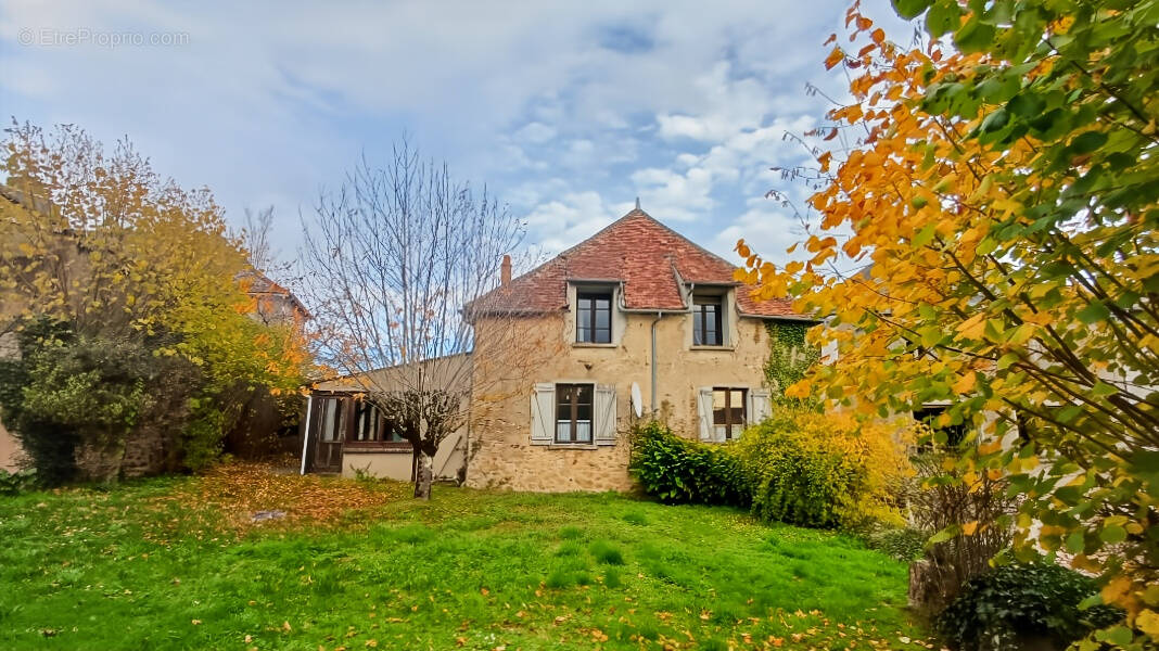 Maison à SAINT-BENOIT-DU-SAULT