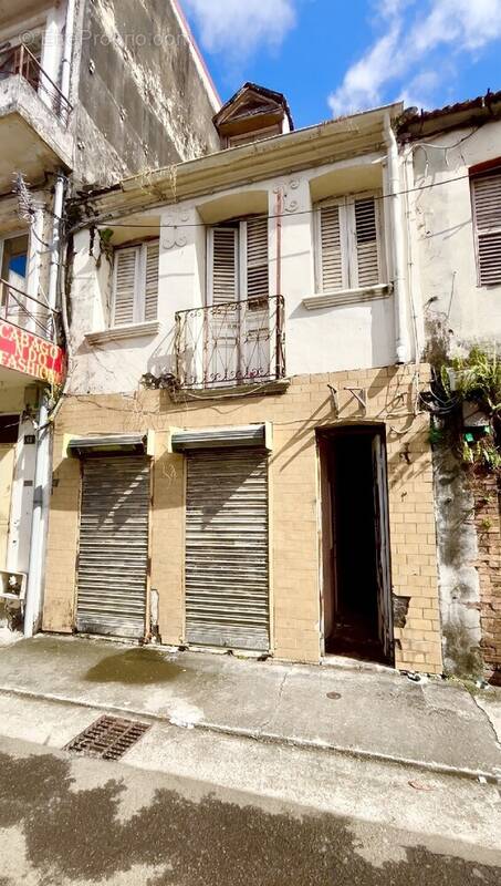 Maison à FORT-DE-FRANCE