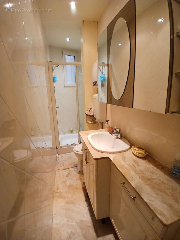 Appartement à PARIS-12E