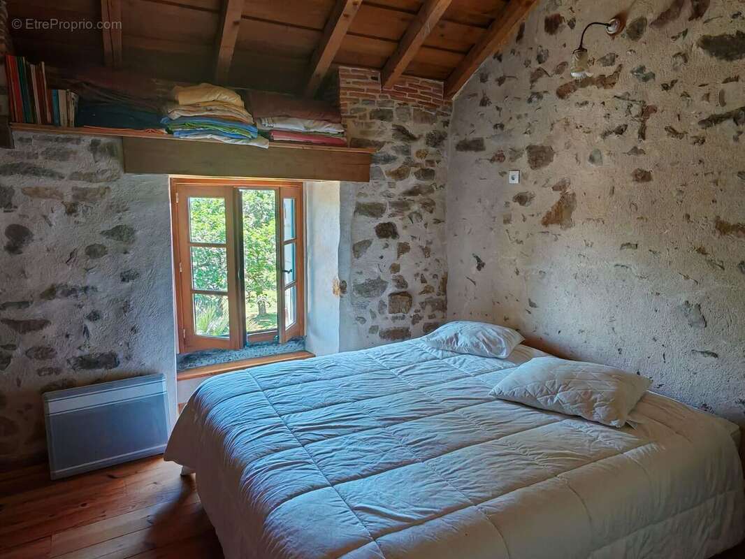 Grands volumes pour cette maison périgourdine sur 1 hectare de terrain - photo 13