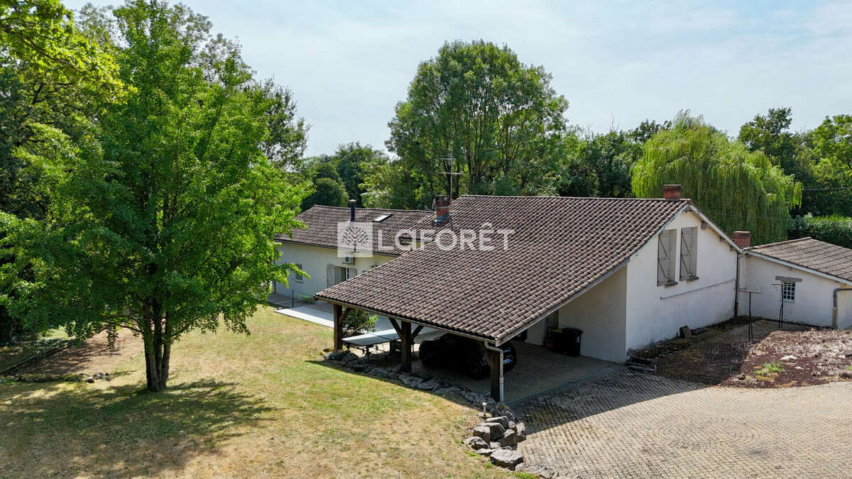 Maison à vendre Chatillon Sur Chalaronne 7 pièce(s) 260 m2 - photo 18
