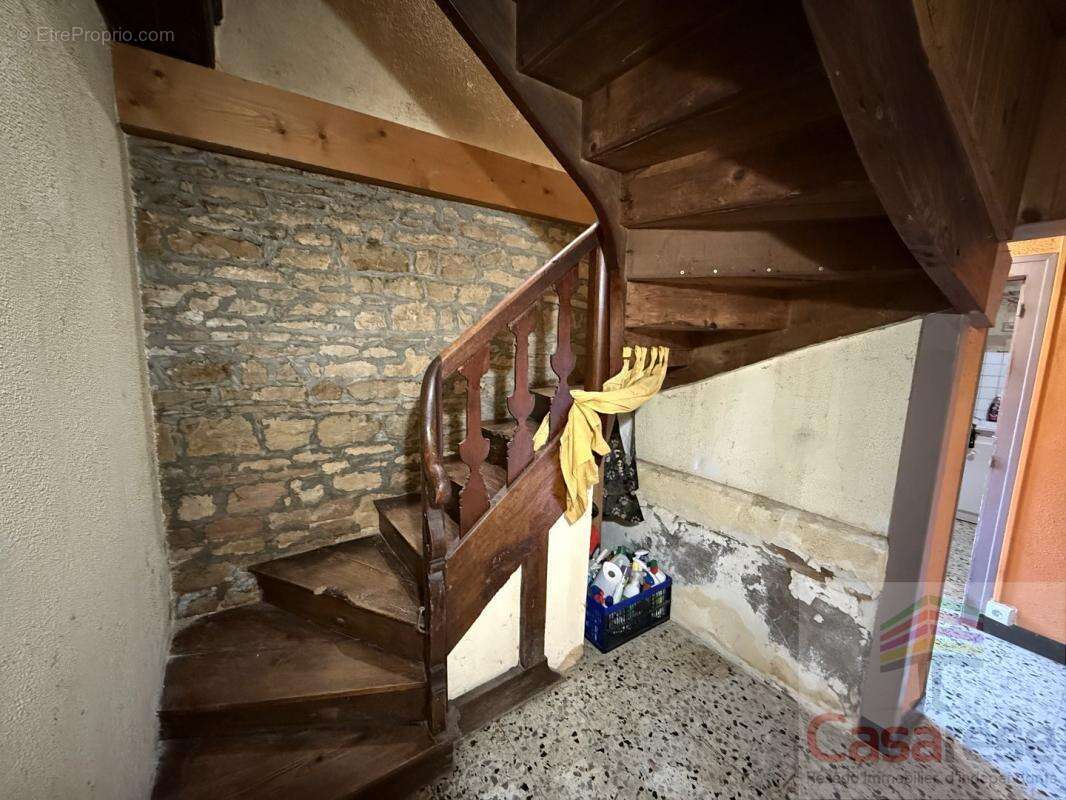 Maison à BEY