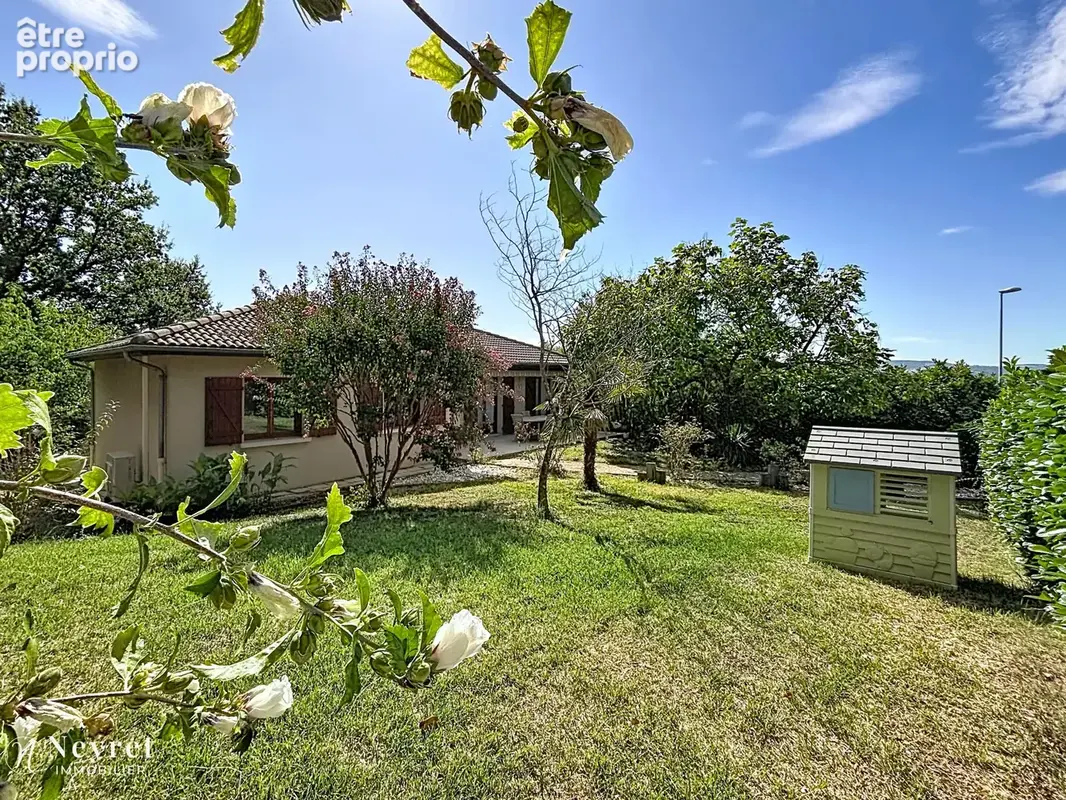 Photo Maison à Communay au prix de 398 000€