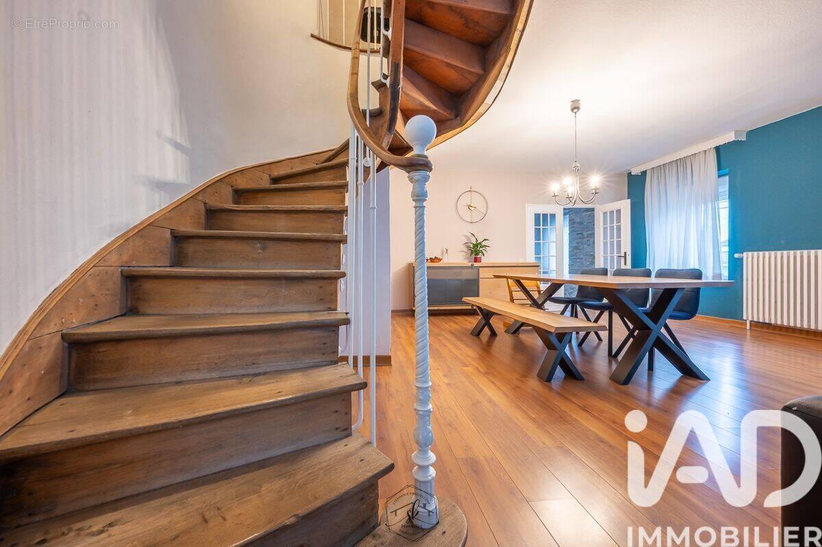 Photo 1 - Maison à REMILLY