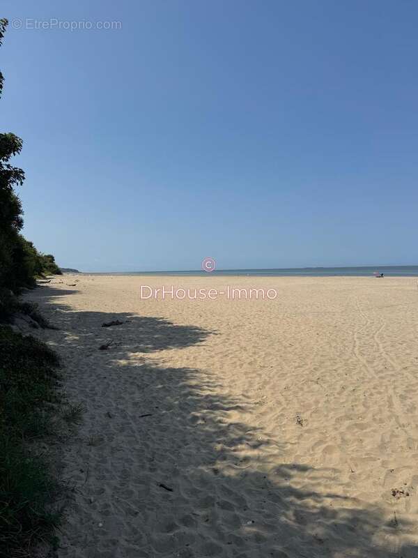 Terrain à HONFLEUR