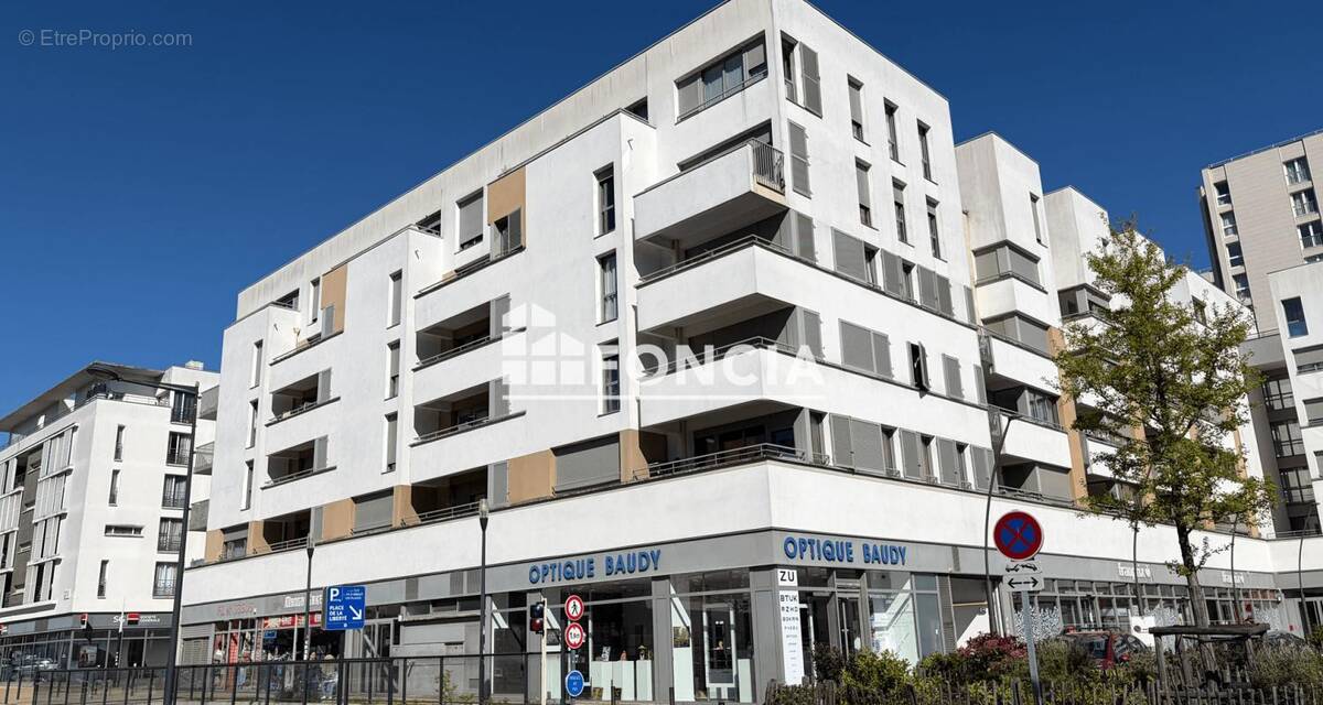 Appartement à LES ULIS